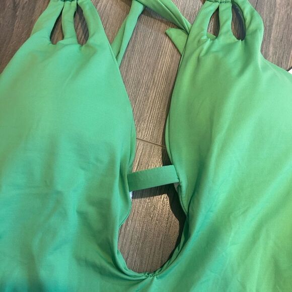 NWT one piece green swim suit - Picture 2 of 7